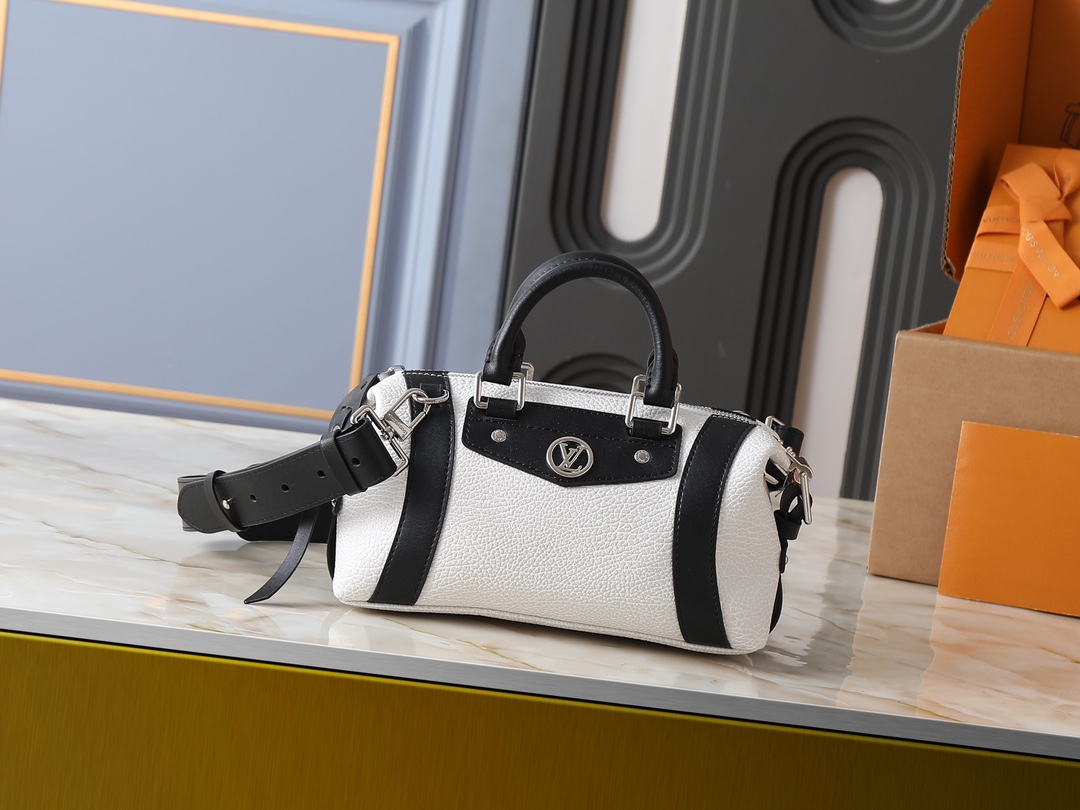 Louis Vuitton LV Classic Handbag Monogram Empreinte Model MB163 Interior Pocket Everyday Carry New Arrival